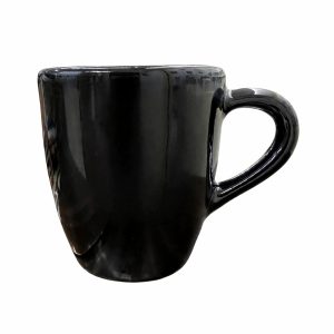 Taza negra de barro